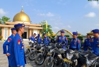 Direktur Polairud Polda Jambi Kombes Pol Agus Tri Waluyo melakukan pemeriksaan kelengkapan kendaraan dinas Inventaris untuk memastikan bahwa kendaraan siap pakai. Dok: Istimewa