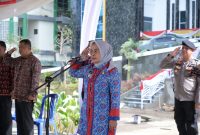 PJ Wali Kota Jambi, Sri Purwaningsih Memastikan pelaksanaan upacara perayaan HUT Kemerdekaan Republik Indonesia ke-79 di Pemerintah Kota Jambi. Dok: Istimewa