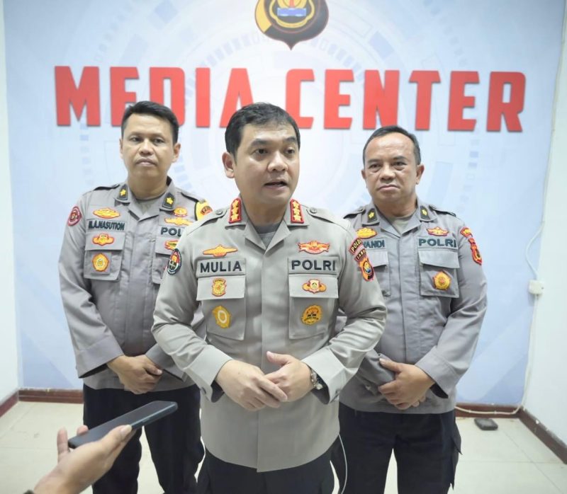 Dok: Istimewa