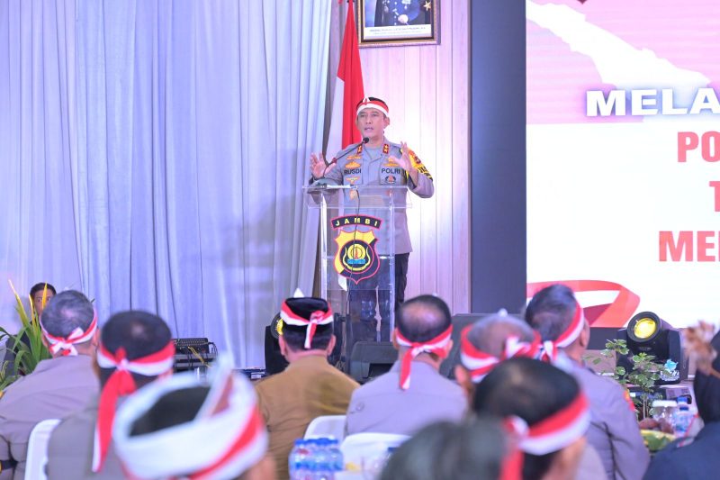 Kapolda Jambi Irjen Pol. Rusdi Hartono membuka kegiatan Pembinaan Personel Polri Guna Penanggulangan dan Pencegahan Radikalisme dan Intoleransi Polda Jambi. Dok: Istimewa