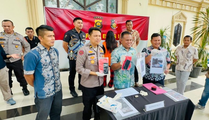 Dok: Istimewa
