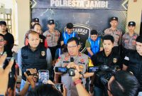 Dok: Istimewa