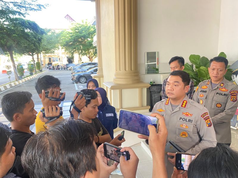 Dok: Istimewa