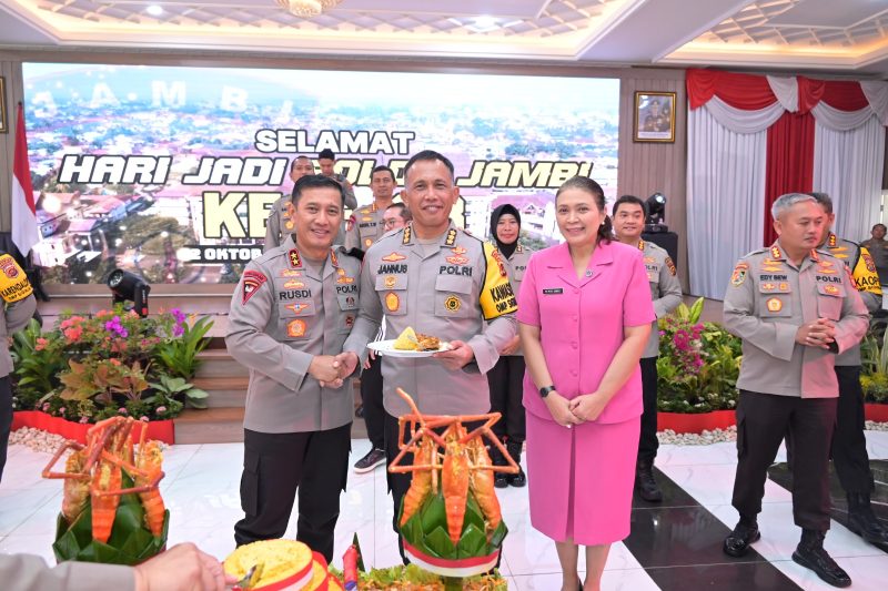 Dok: Istimewa