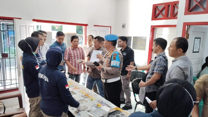 Dok: Istimewa