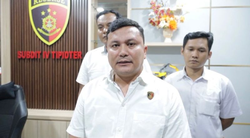 Dok: Istimewa