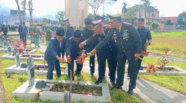 Dok: Istimewa