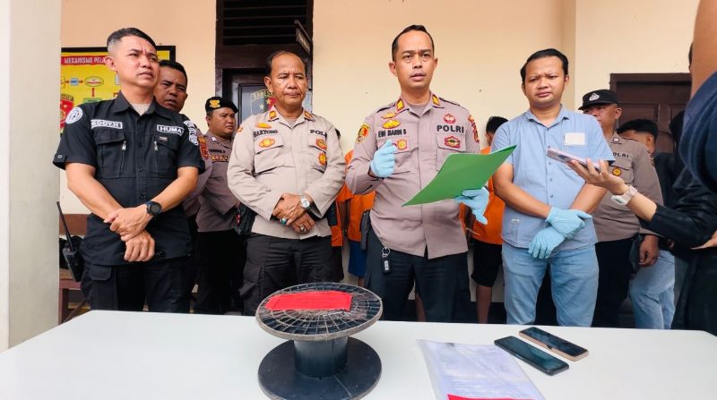 Dok: Istimewa
