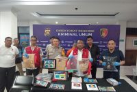 Dok: Istimewa