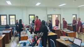 Dok: Istimewa