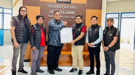 Dok: Istimewa