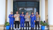 Dok: Istimewa