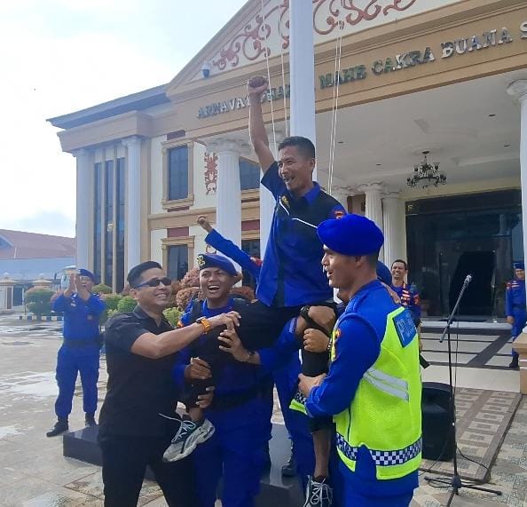 Dok: Istimewa