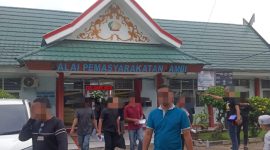 Dok: Istimewa
