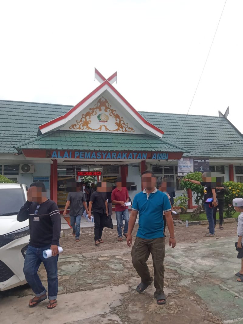 Dok: Istimewa