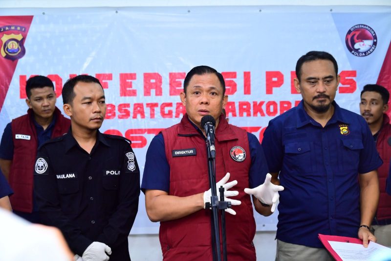 Dok: Istimewa