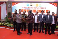 Dok: Istimewa