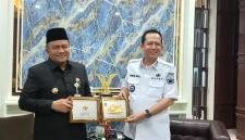 Dok: Istimewa