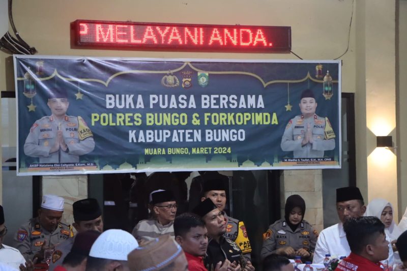 Dok: Istimewa