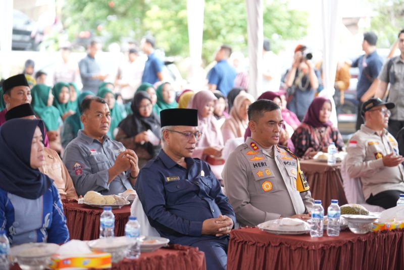 Ketua DPRD Muaro Jambi Aidi Hatta Hadiri Kunker Mendes PDT di Desa Tangkit Baru
