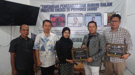 Dok: Istimewa 